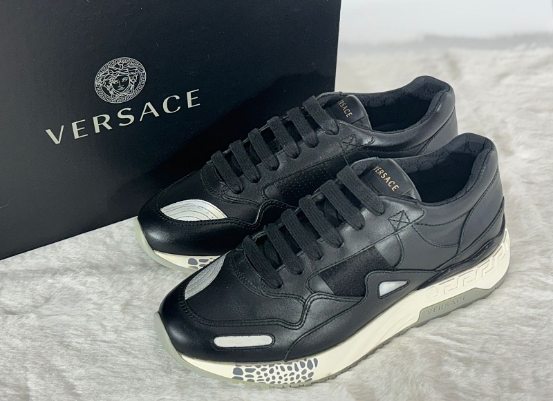 1700-1.jpeg